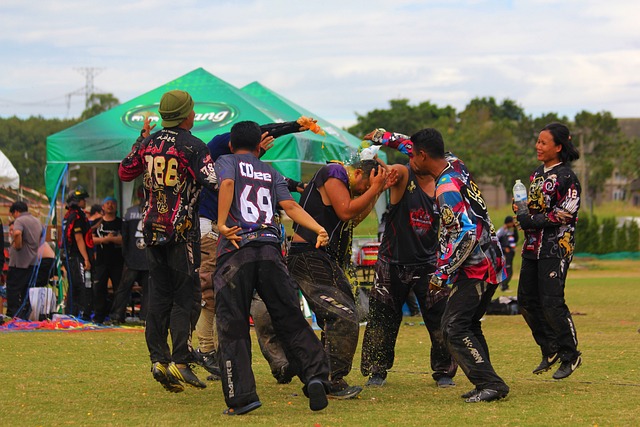 张雨霏笑着 张雨霏笑着